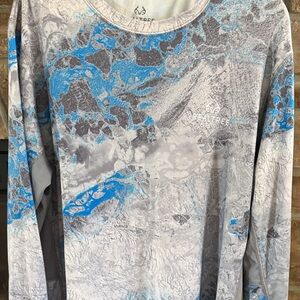 Realtree Men's Long Sleeve Blue Gray Camo Tee